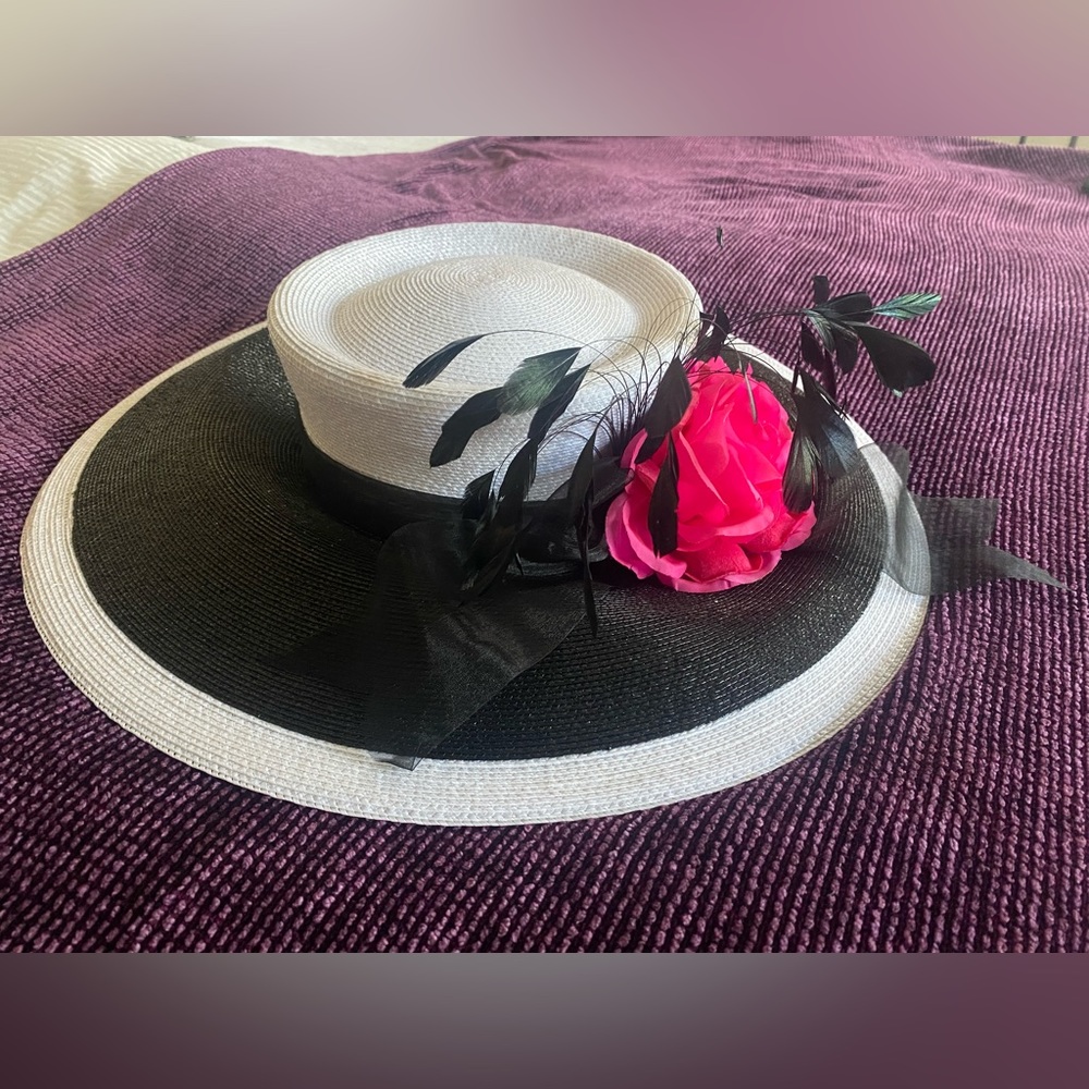 Women’s Kentucky Derby Style Hat from Hat Box